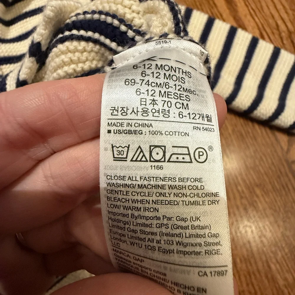 Gap Hooded Cardigan Sweater 6-12 Months